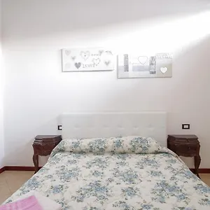 Turrita 2*, Bologna Italia